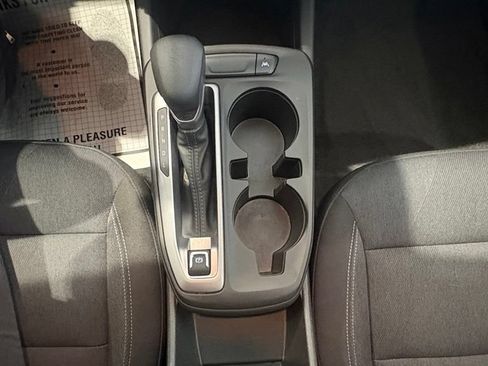 Used 2025 Chevrolet Trax LS w/ LS Convenience Package FWD image 22