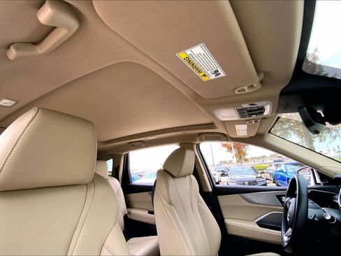 Certified 2025 Acura MDX SH-AWD image 12