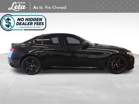 Used 2017 Alfa Romeo Giulia Ti w/ TI 19" Sport Package RWD image 9