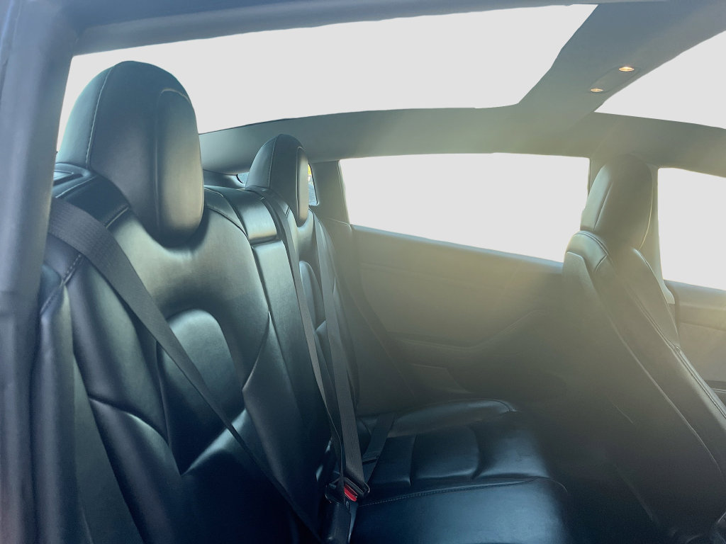 Used 2022 Tesla Model 3 Standard Range RWD image 26