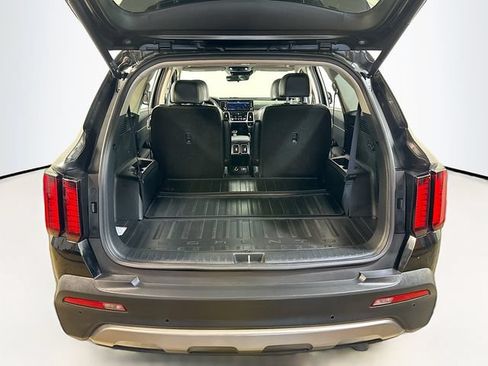 Used 2021 Kia Sorento EX w/ EX AWD X-Line Package image 21
