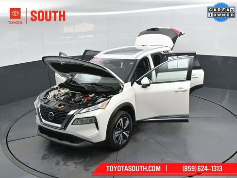 Used 2021 Nissan Rogue SL w/ Premium Package image 55