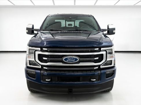 Used 2021 Ford F250 Platinum AWD/4WD image 2