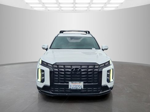 Used 2024 Hyundai Palisade Calligraphy image 2