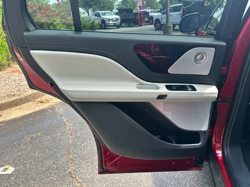 New 2026 Lincoln Aviator Reserve AWD/4WD image 22