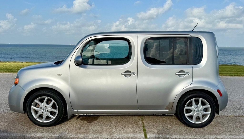 Used 2010 Nissan Cube 1.8 SL w/ SL Preferred Pkg FWD image 8