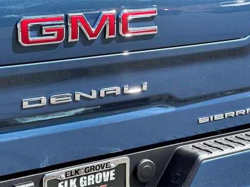 New 2026 GMC Sierra 1500 Denali w/ Denali Reserve Package image 33