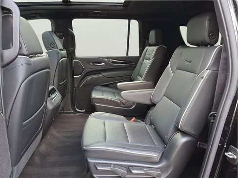 Used 2021 Cadillac Escalade ESV Sport w/ LPO, ONYX Package image 11