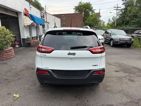 Used 2014 Jeep Cherokee Latitude w/ Comfort/Convenience Group FWD image 7
