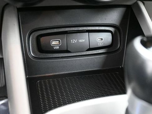 Used 2023 Hyundai Venue SEL w/ Cargo Package FWD image 12