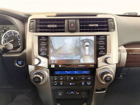 Used 2022 Toyota 4Runner Limited image 59