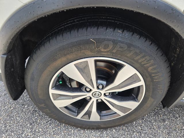 Used 2022 Nissan Murano SV FWD image 19