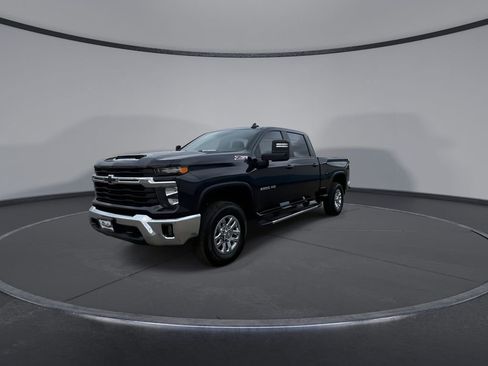Certified 2024 Chevrolet Silverado 3500 LT w/ Convenience Package image 4