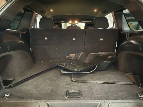 Used 2019 Jeep Grand Cherokee Laredo w/ Security & Convenience Group image 24