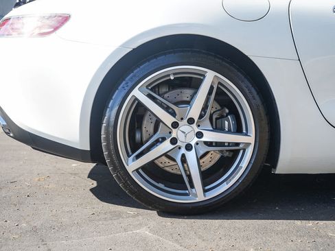 Used 2017 Mercedes-Benz AMG GT Coupe image 8