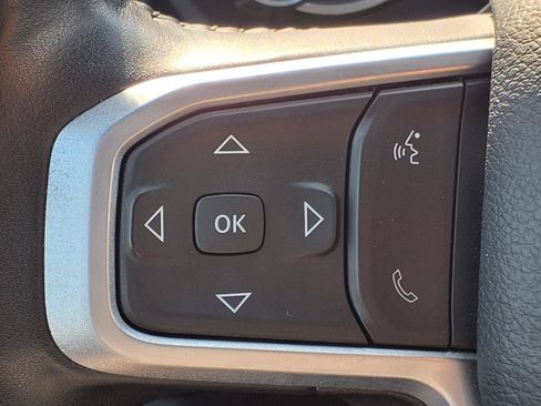Used 2024 RAM 2500 Big Horn AWD/4WD image 14