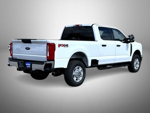 New 2026 Ford F250 XLT w/ FX4 Off-Road Package AWD/4WD image 5