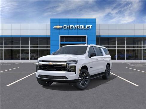 New 2026 Chevrolet Suburban LS image 8