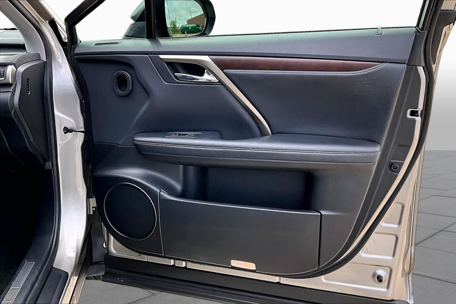 Used 2022 Lexus RX 350 FWD w/ Premium Package image 23