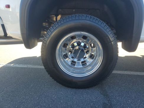 New 2026 GMC Sierra 3500 Denali Ultimate AWD/4WD image 5