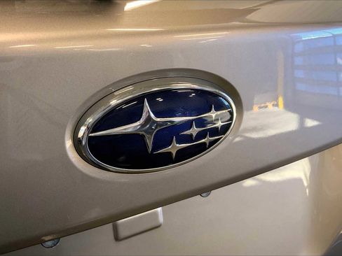 Used 2017 Subaru Outback 2.5i Limited image 32