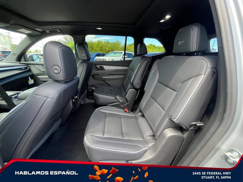New 2027 Buick Enclave Sport Touring w/ Super Cruise Package FWD image 12