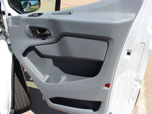 Used 2016 Ford Transit 350 XLT RWD image 24