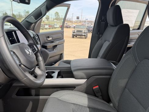 New 2026 RAM 1500 Express image 18