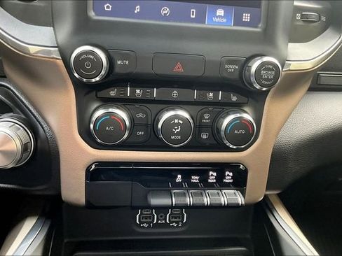 Used 2022 RAM 1500 Laramie image 33