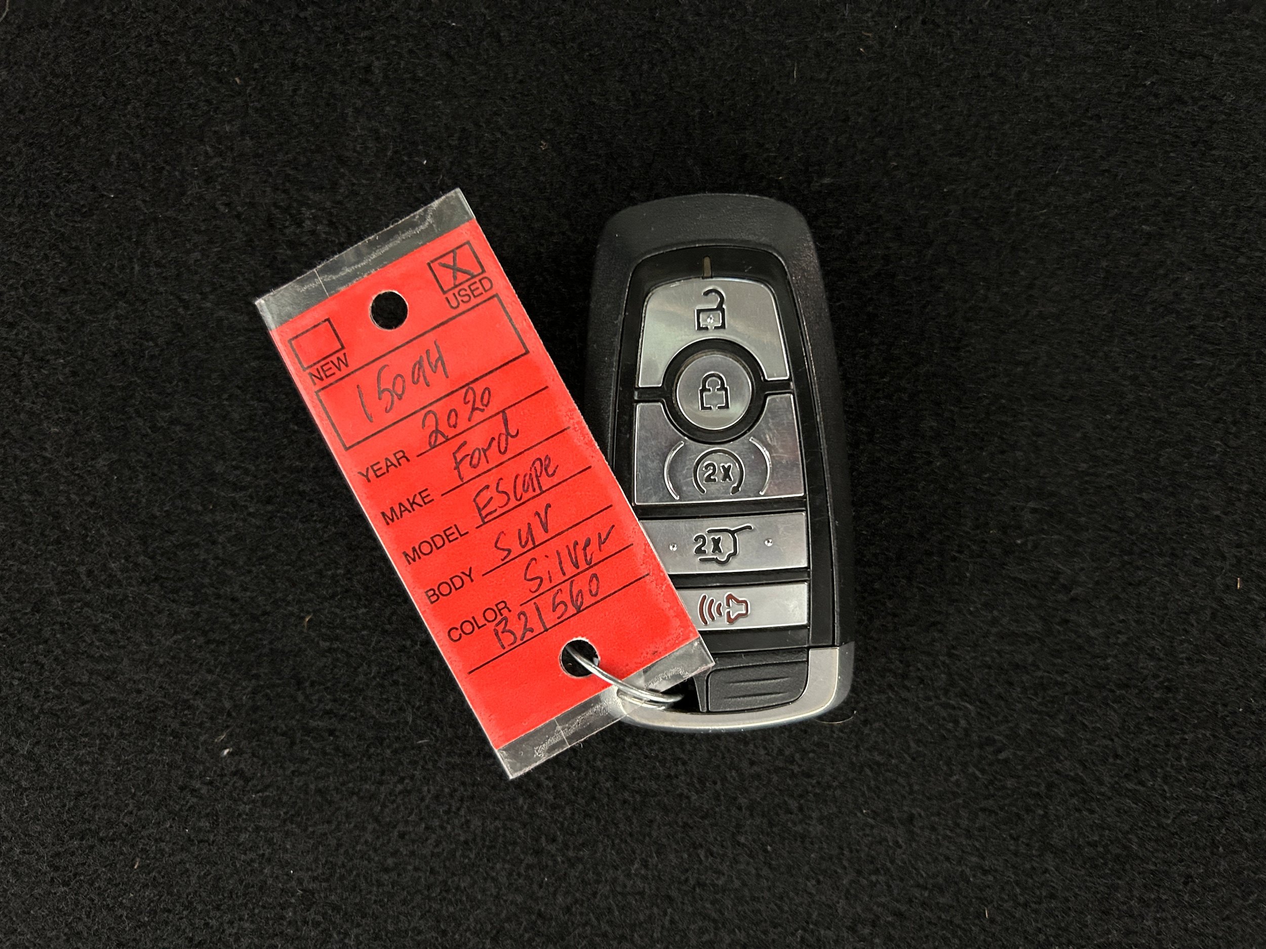 Used 2020 Ford Escape Titanium AWD/4WD image 36