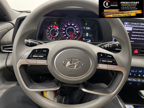 Used 2021 Hyundai Elantra SEL w/ Cargo Package FWD image 22
