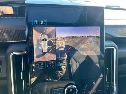 New 2026 GMC Yukon XL Elevation w/ Elevation Premium Package image 24