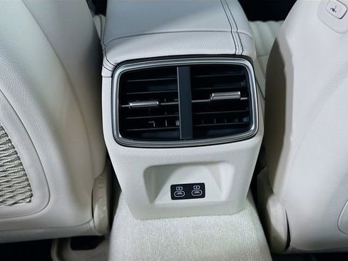 Certified 2026 Genesis G70 2.5T Prestige RWD image 18