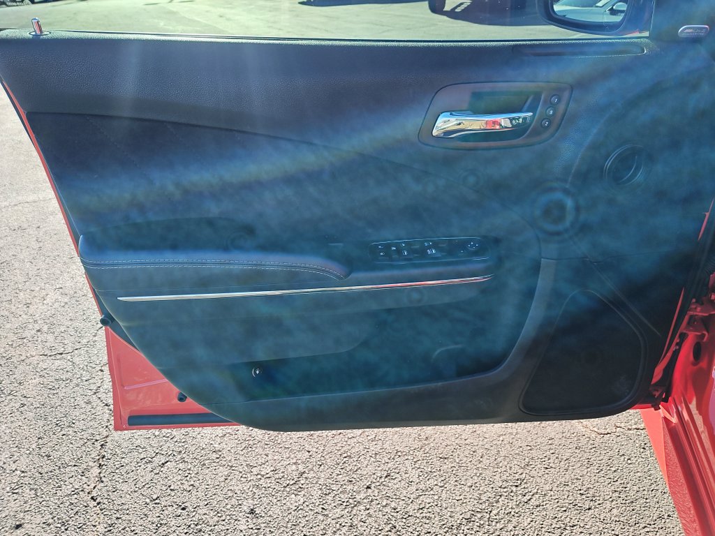 Used 2016 Dodge Charger SRT Hellcat RWD image 12