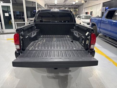 Used 2019 Toyota Tacoma TRD Off-Road w/ Technology Package image 35