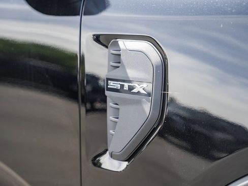 New 2025 Ford Ranger XL image 18