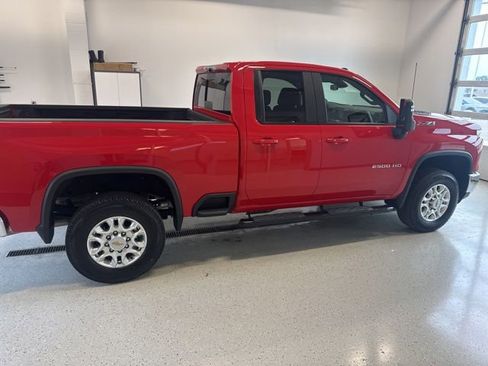 Used 2025 Chevrolet Silverado 2500 LT w/ All Star Edition AWD/4WD image 9