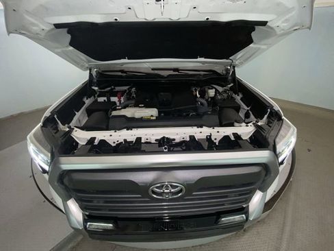Used 2023 Toyota Tundra Limited AWD/4WD image 26