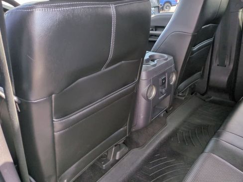 Used 2014 Ford F250 Lariat w/ Lariat Ultimate Package image 18