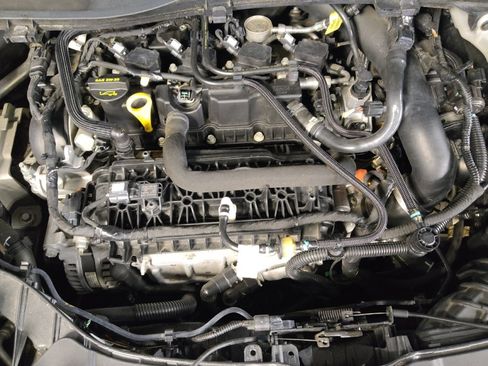 Used 2019 Ford Escape SE FWD image 30