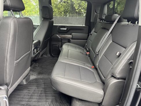 Used 2021 Chevrolet Silverado 3500 LTZ w/ LTZ Convenience Package image 8