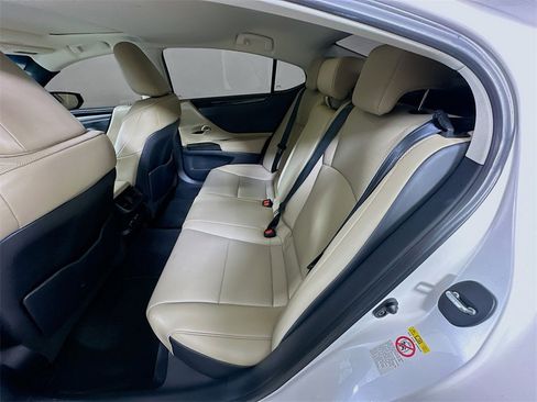 Used 2019 Lexus ES 350 image 14