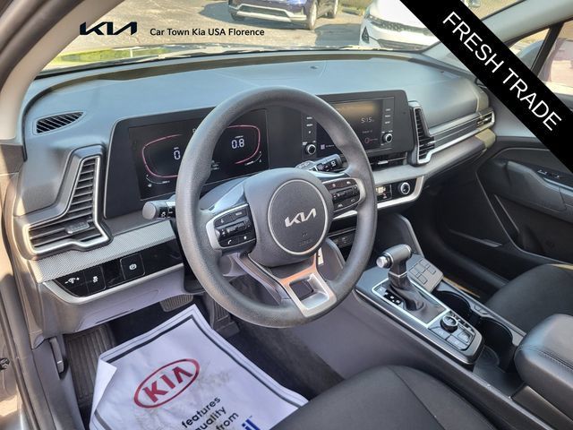 Certified 2023 Kia Sportage LX FWD image 9