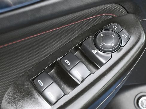 Used 2023 Chevrolet TrailBlazer RS w/ Sun and Liftgate Package FWD image 14