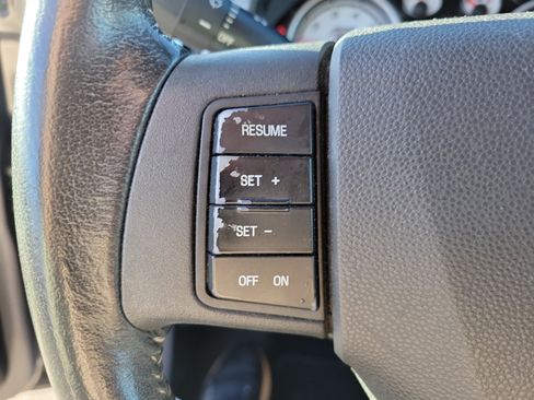 Used 2010 Ford Focus SES image 27