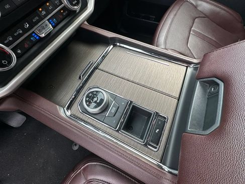 Used 2024 Ford Expedition Max Limited RWD image 22