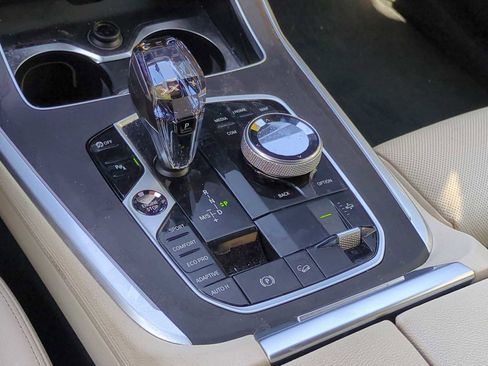 Certified 2022 BMW X7 xDrive40i w/ Executive Package image 34