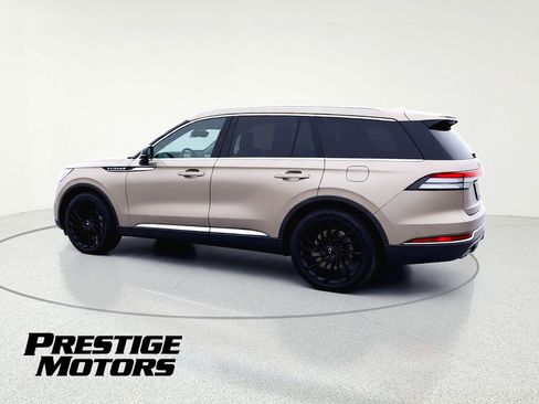 Used 2020 Lincoln Aviator Reserve w/ Equipment Group 202A image 5