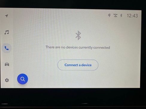 Used 2025 Toyota Camry LE image 28