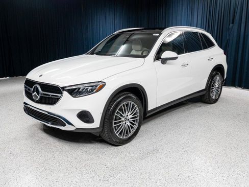 New 2026 Mercedes-Benz GLC 300 4MATIC image 1